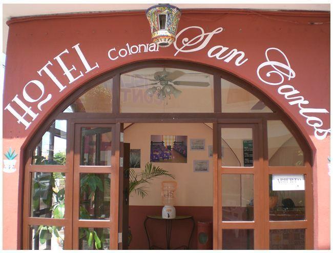 Hotel Colonial San Carlos カンクン エクステリア 写真